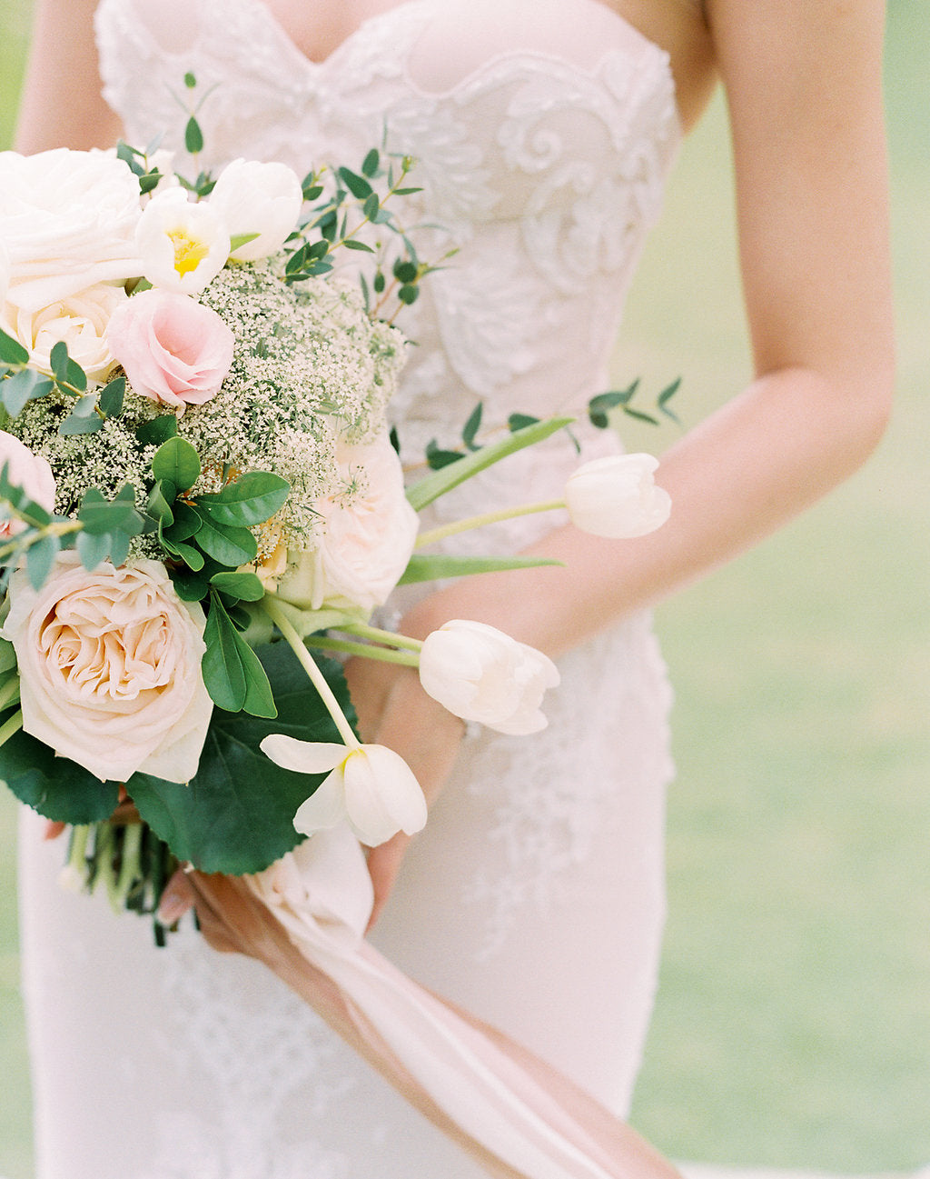 Bridal bouquet, pastel, Paros wedding, Greece, wedding planner